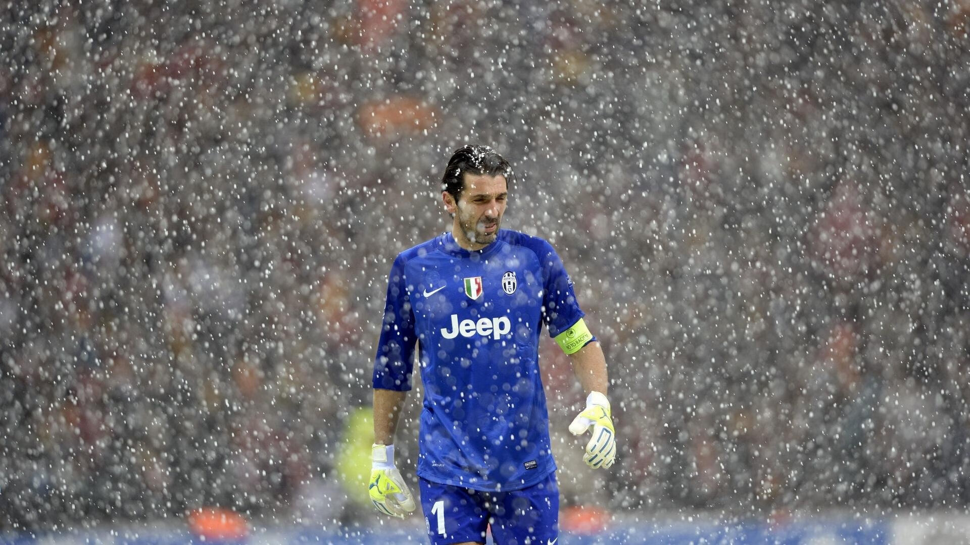 开云体育中国-数据爆炸的卡拉斯科，为何没能阻止拜仁碾过瑞典的叹息？